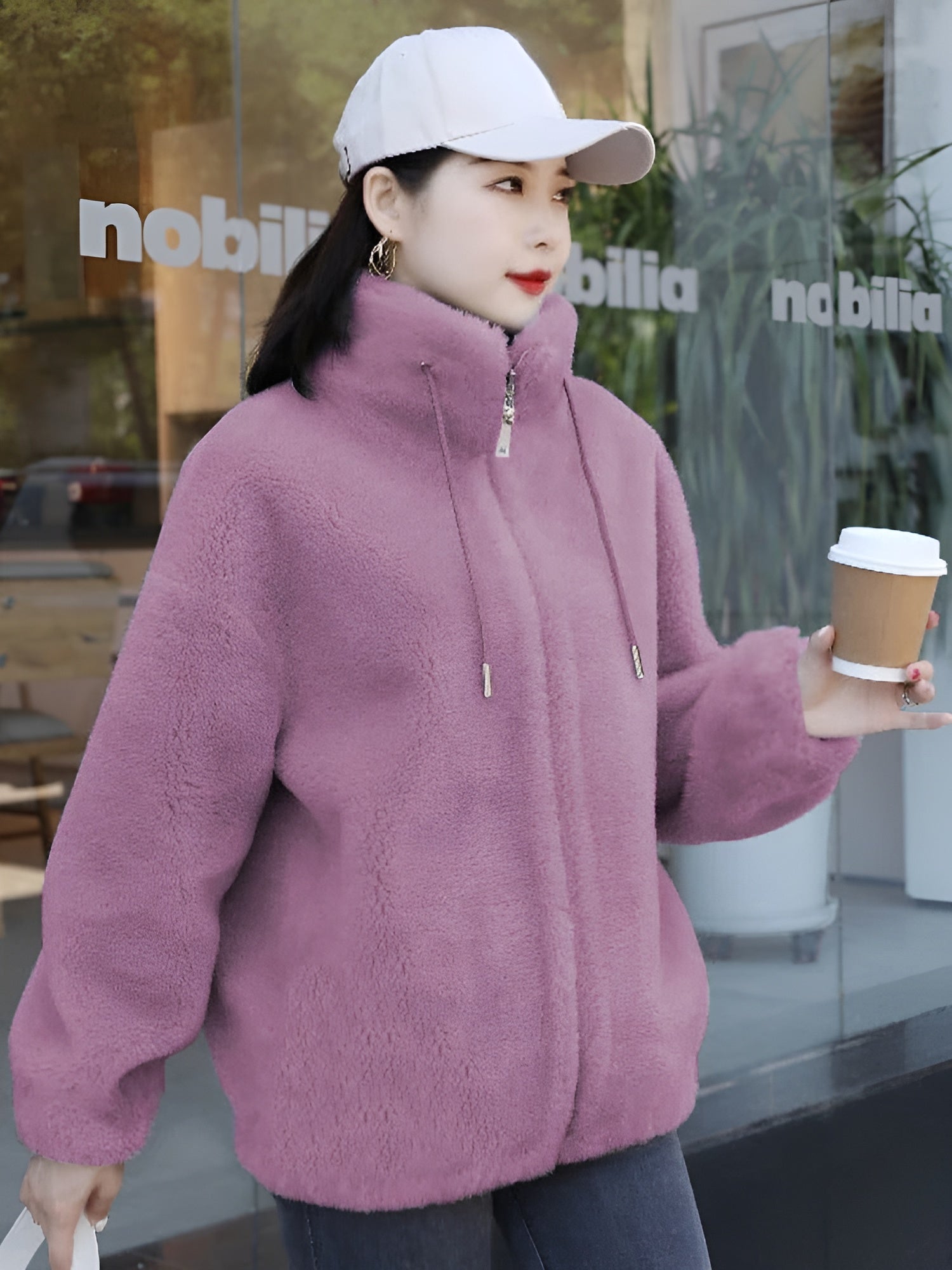 Thick And Cozy Winter Jacket - Image 5